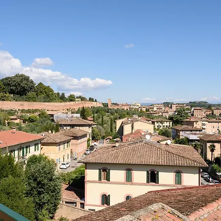 Marco Portannese Maison d'hôtes Sienne